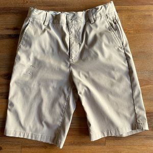 Lands’ End Active Chino Shorts sz 12